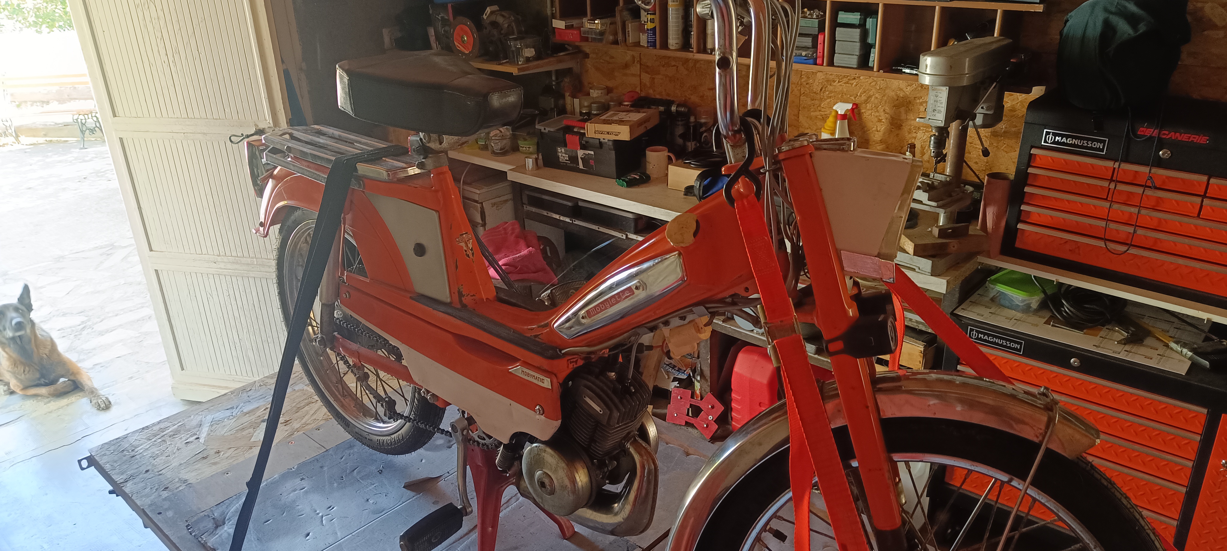 Rénovation de mobylettes